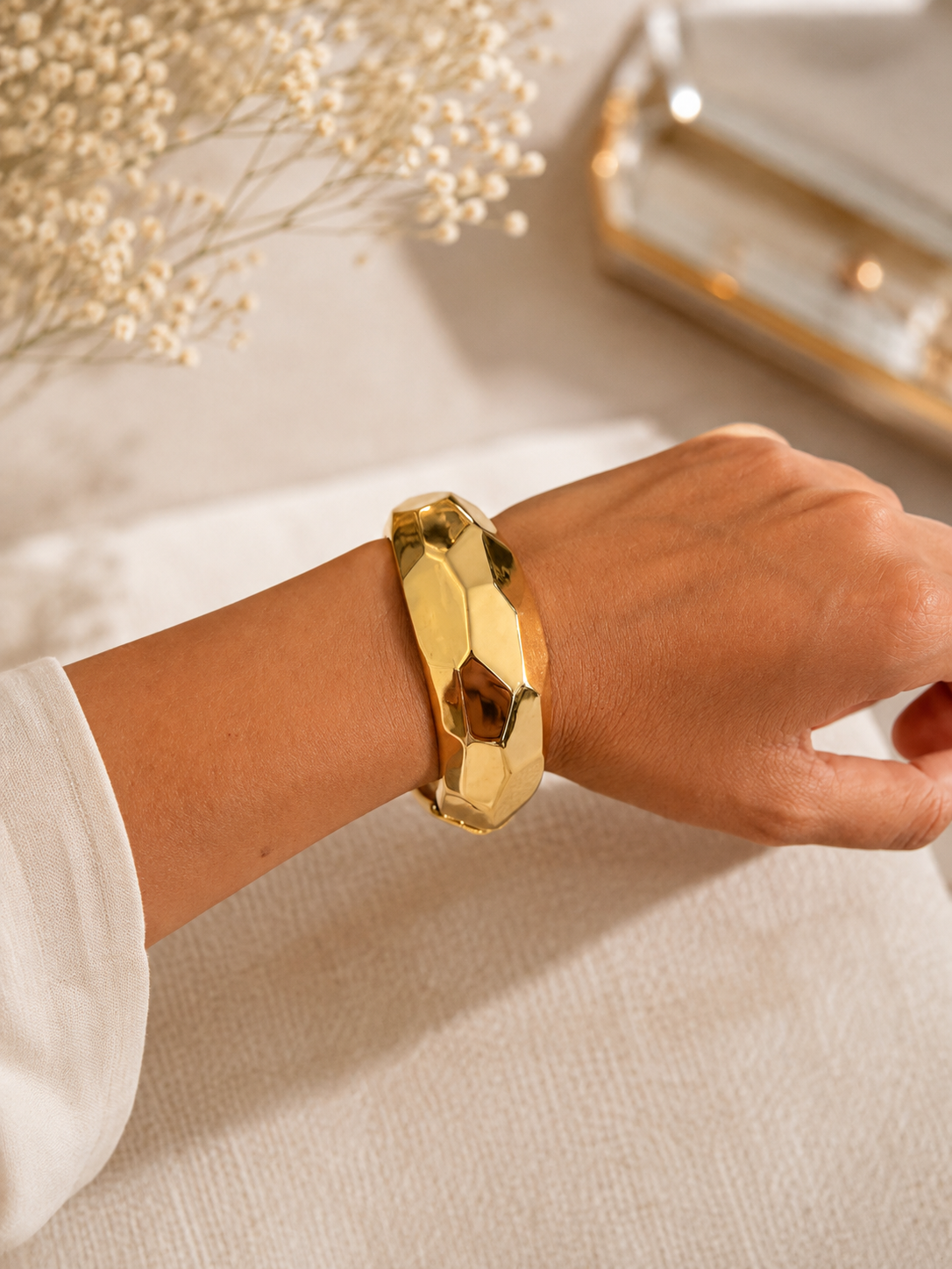 Facet Gold Bangle